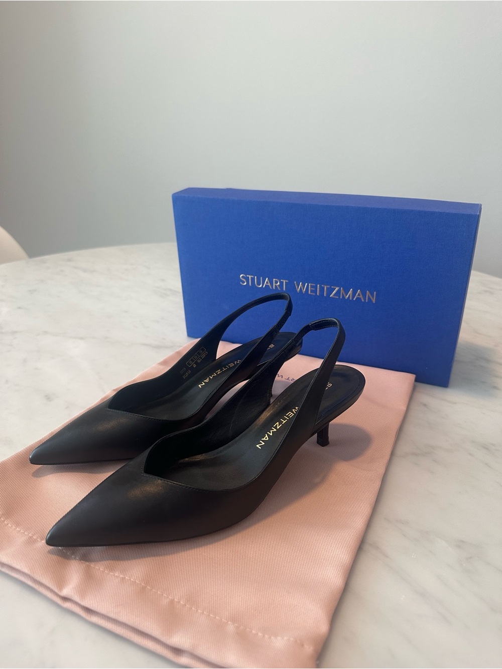 Stuart Weitzman Black Pointed Leather Slingback Kitten Heel, sz 6. Worn once!
